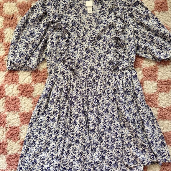 Flower Spring Dress - Picture 2 of 3